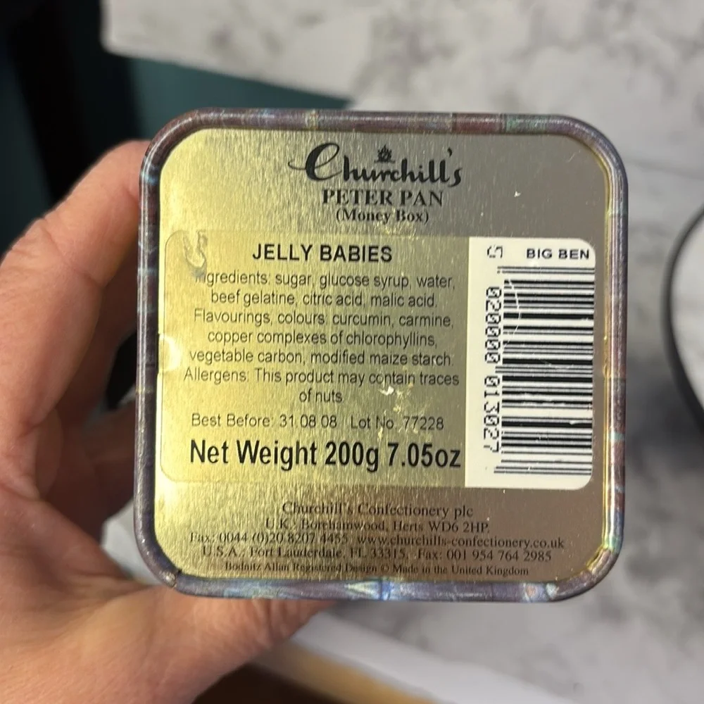 Peter Pan embossed Tin bank - Picture 5 of 8